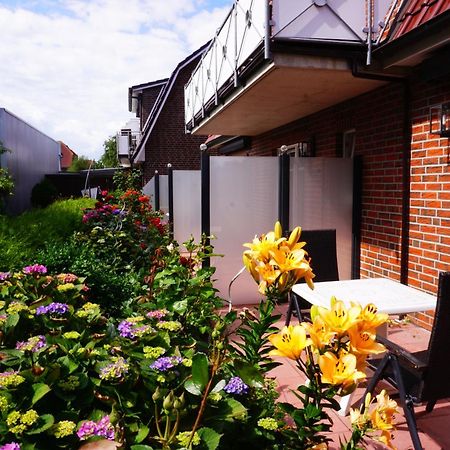 Hotel Pension Julia Norddeich  Exteriör bild