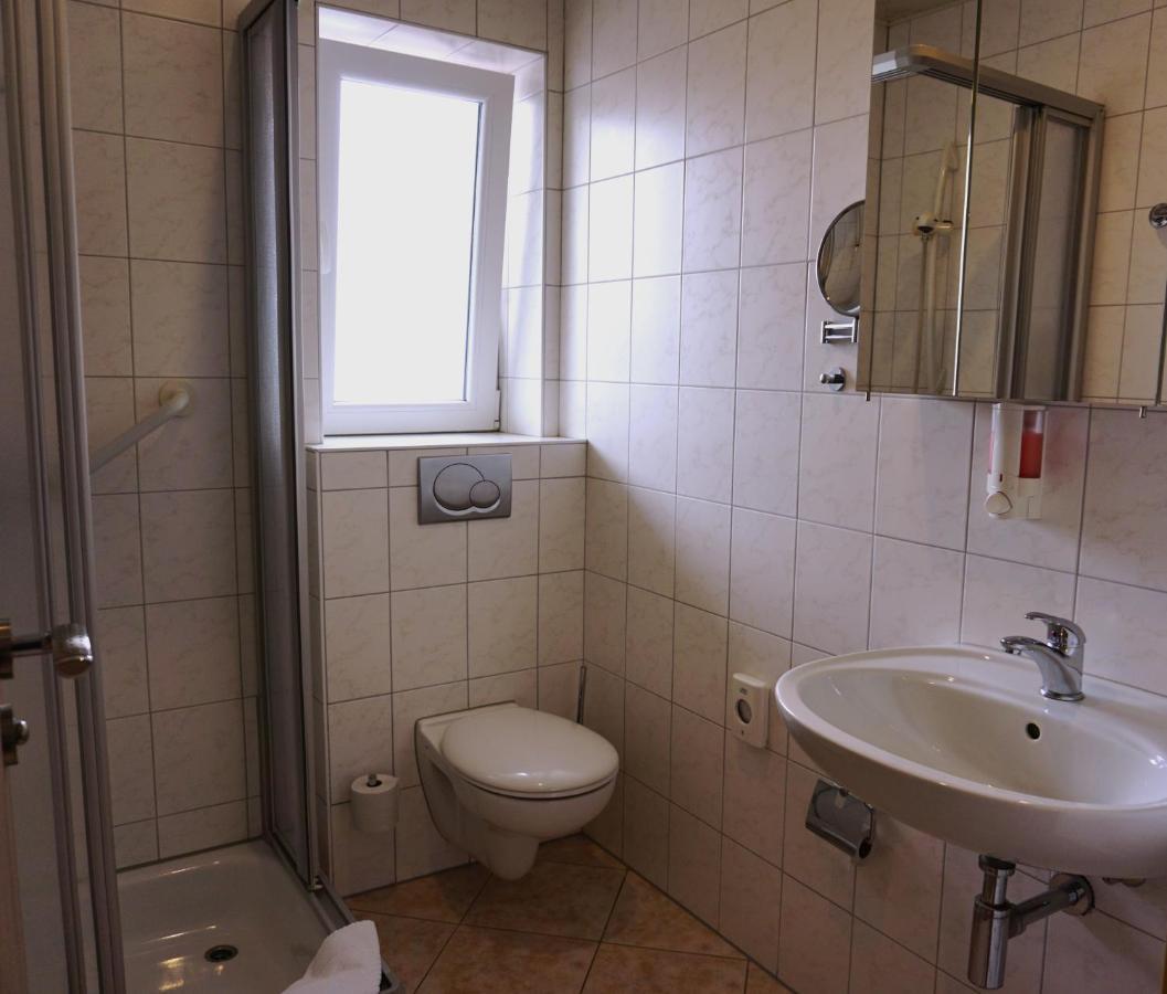 Hotel Pension Julia Norddeich  Exteriör bild