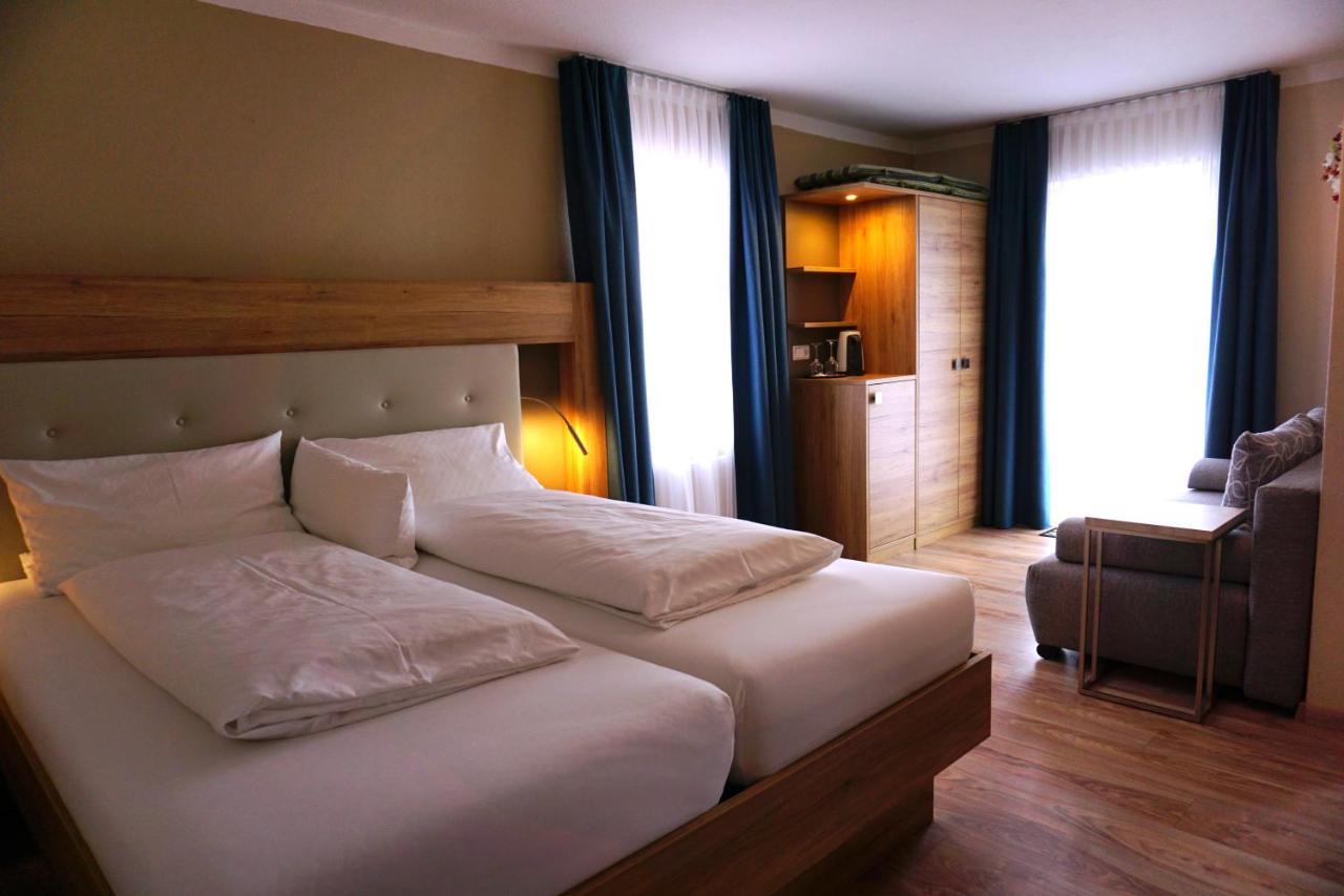 Hotel Pension Julia Norddeich  Exteriör bild